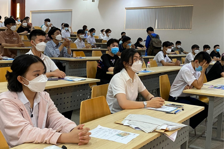 học phí đại học luật hà nội 2025 3