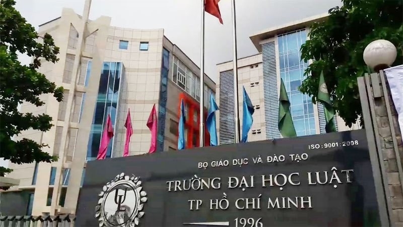 Học phí Đại học Luật TP HCM 2025 hình 1 hình 5