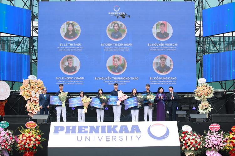 học phí phenikaa 2025 4