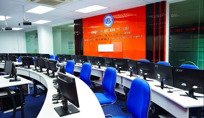 Học phí UEL 2025 3