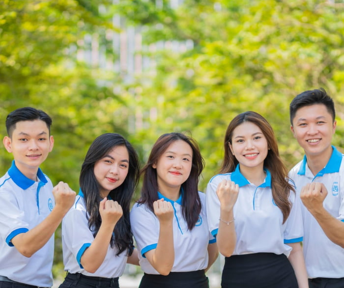 Học phí UEL 4
