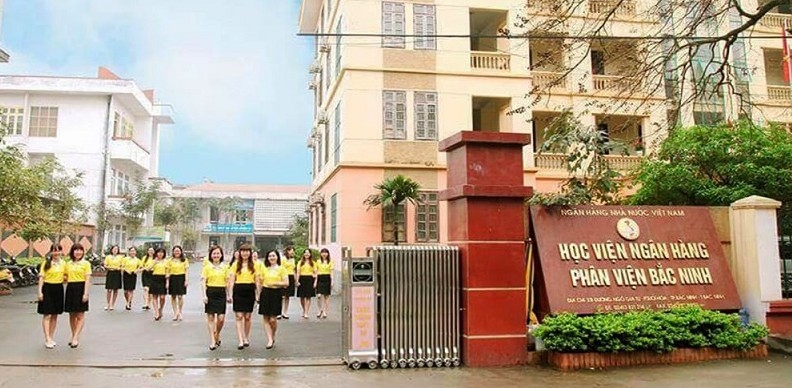 Học viện Ngân hàng ở đâu 2