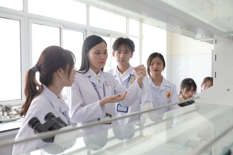 Học viện Y học Cổ truyền điểm chuẩn 2025 ảnh 5