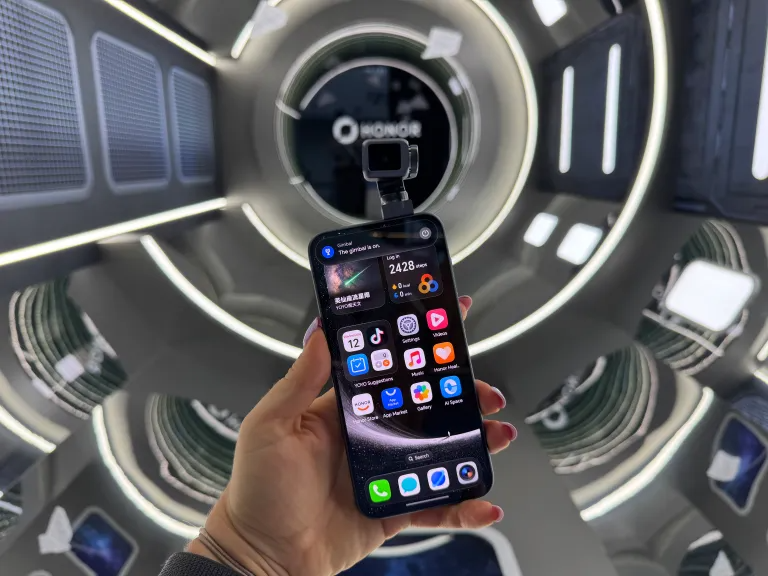 HONOR Robot Phone 9