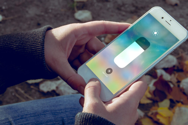 Tắt tự động thay đổi độ sáng màn hình iPhone hình 4