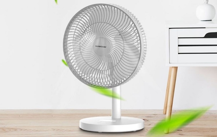 Hướng dẫn sạc quạt t&iacute;ch điện (H&igrave;nh 5)