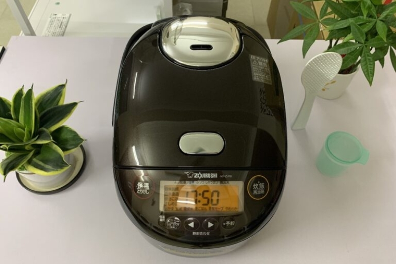 Một số lưu ý khi sử dụng nồi cơm điện Zojirushi NP-ZH18