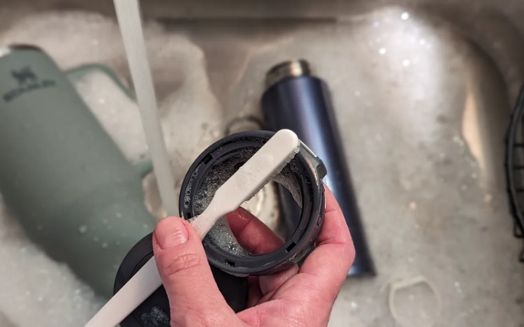 Hướng dẫn vệ sinh ly cốc giữ nhiệt (H&igrave;nh 1)