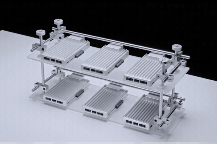 ZimaBoard 2: Máy chủ bỏ túi cho thời đại dữ liệu cá nhân hóa