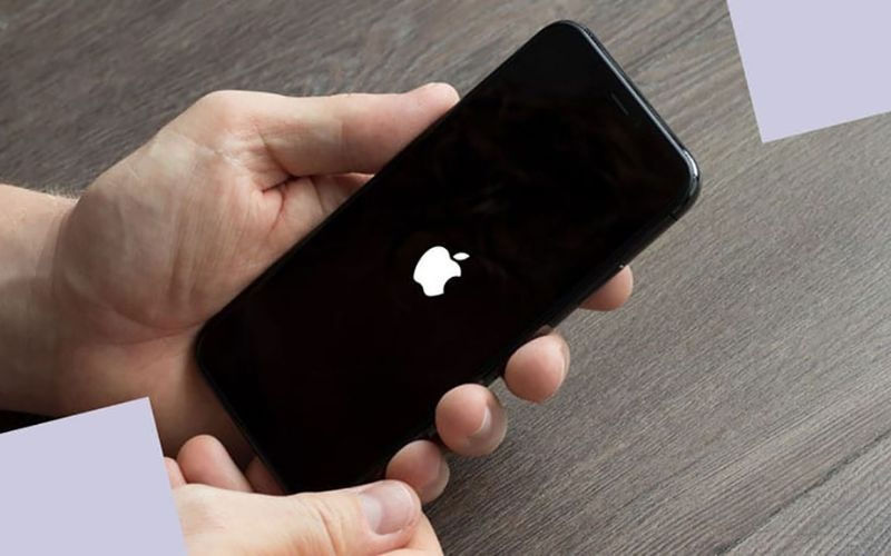 iPhone 14 Pro Max bị trắng màn hình hình 3