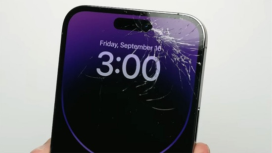 iPhone 14 Pro Max bị vỡ màn hình - hình 1