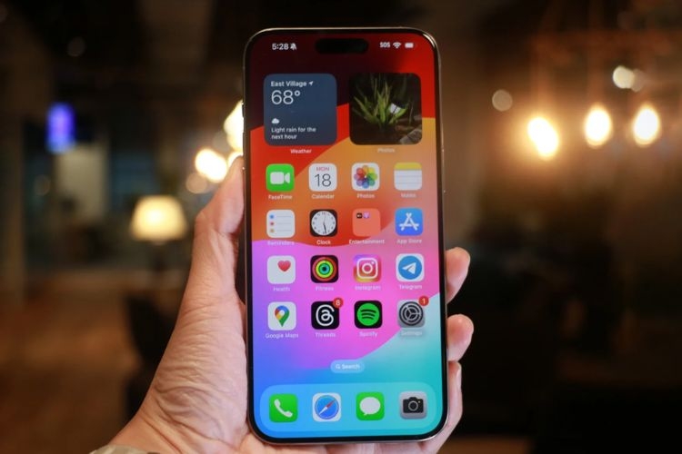 iphone-15-pro-max-bi-do-man-hinh (5).jpg