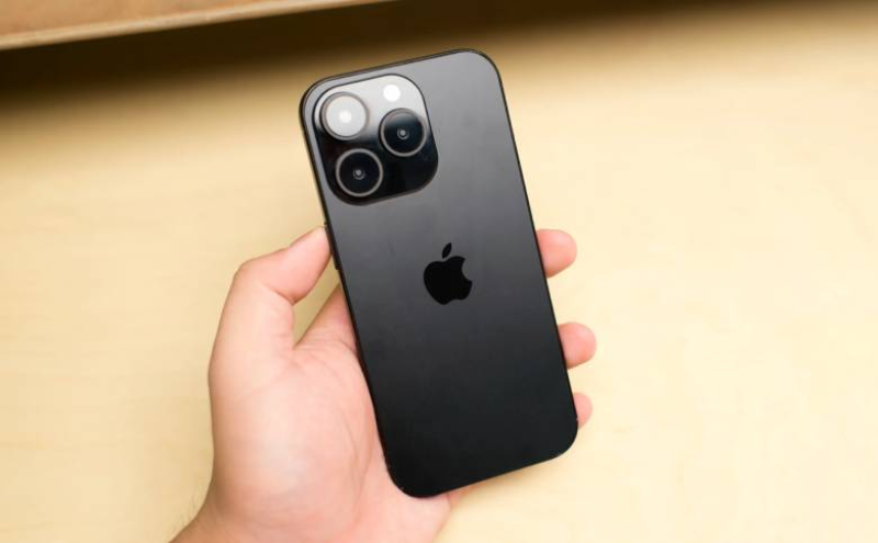 iPhone 16 Pro Max bị nóng máy - hình 2