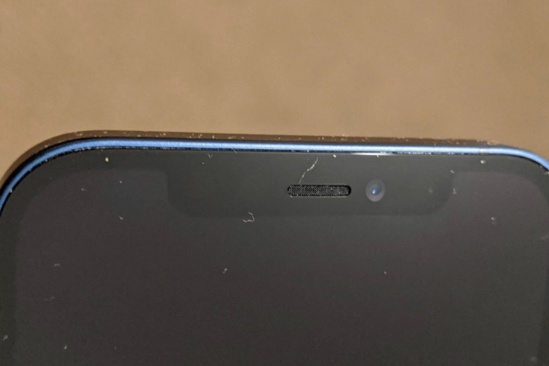 iPhone bị hở viền màn hình - hình 2