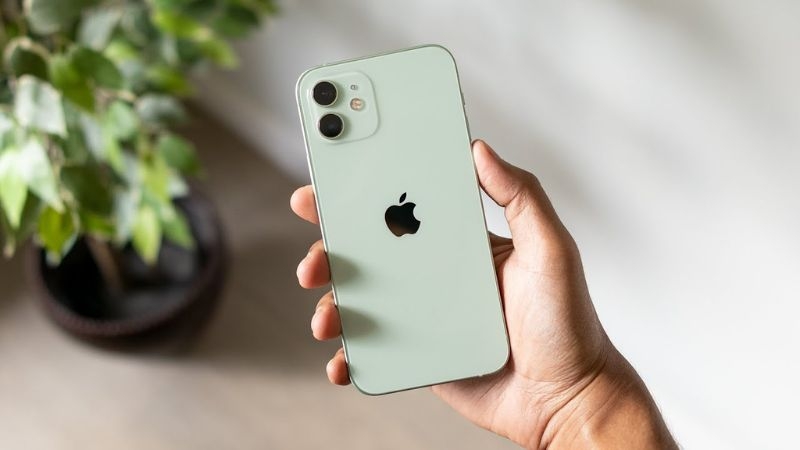iPhone 12 màu xanh lá cây