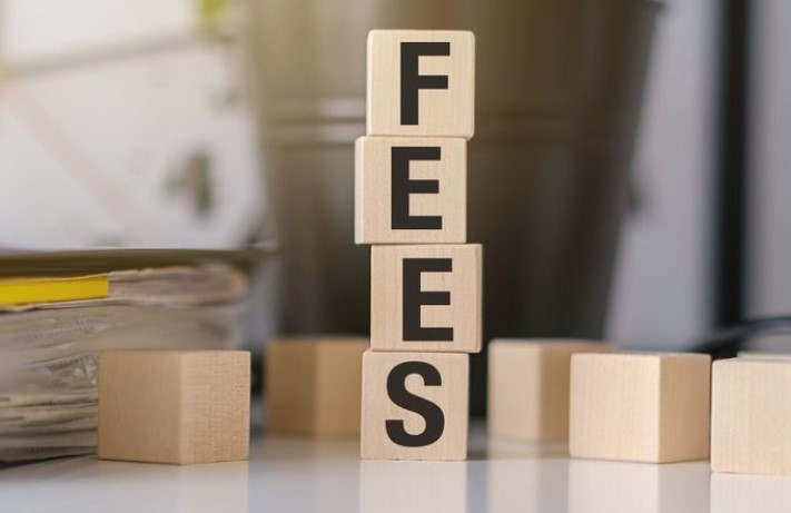 Các khoản phí liên quan ngoài Issuer Fee