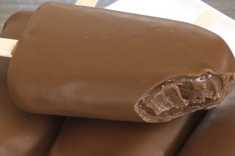 kem socola vỏ giòn 10