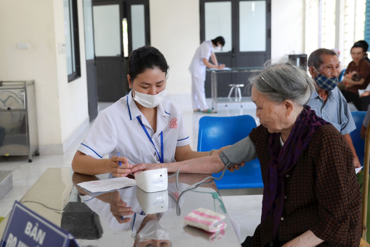Khám bảo hiểm cách nhau bao nhiêu ngày hình 3