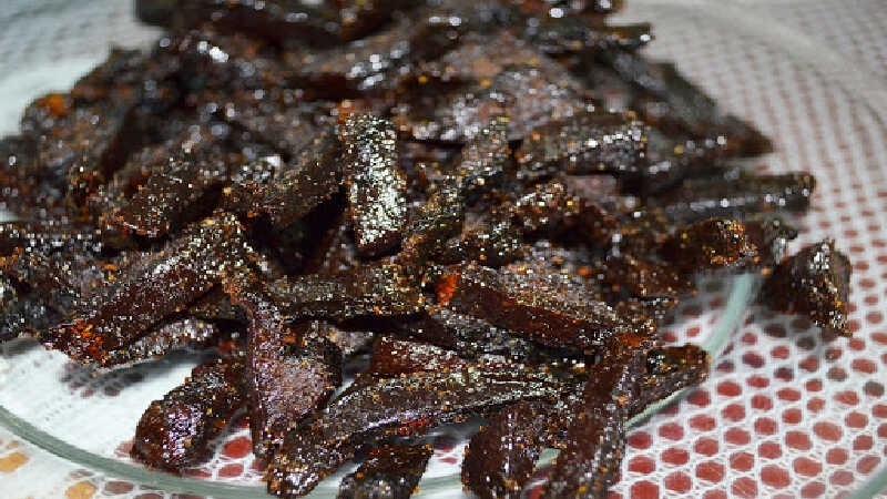 Khô bò đen hình 8