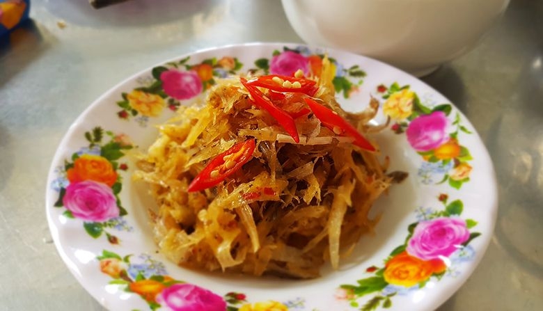 khô cá đuối rim tỏi ớt 3