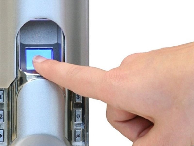 Khóa điện tử bị lỗi hình 8