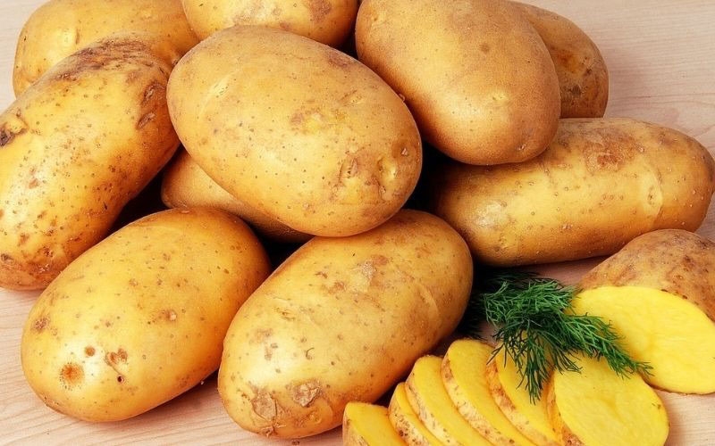 khoai tây xào tỏi (hình 13)