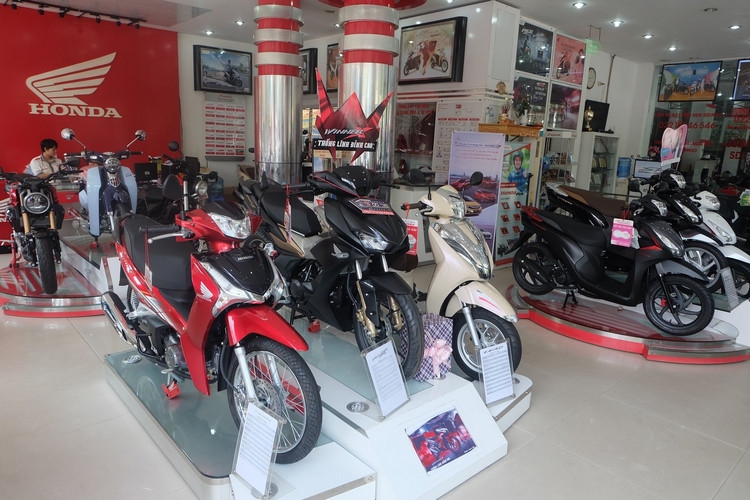 Không có bằng lái có được đứng tên xe máy - ảnh 5