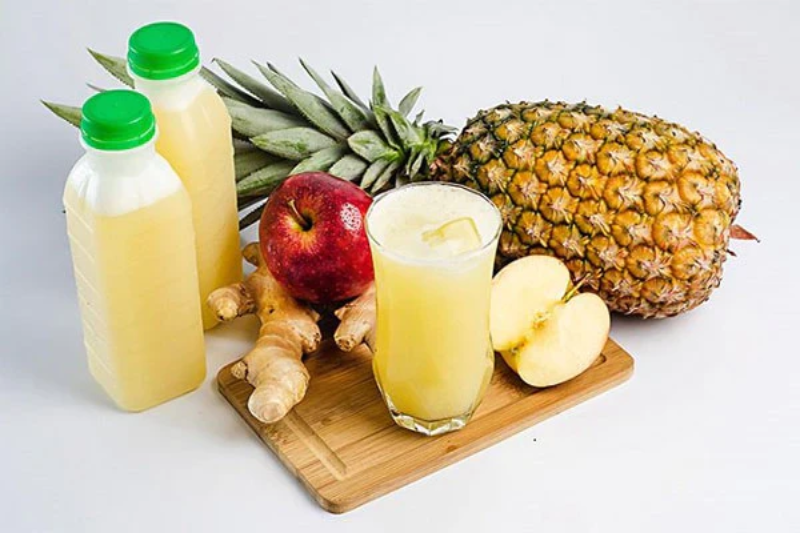 làm nước ép dứa bằng máy ép chậm 5