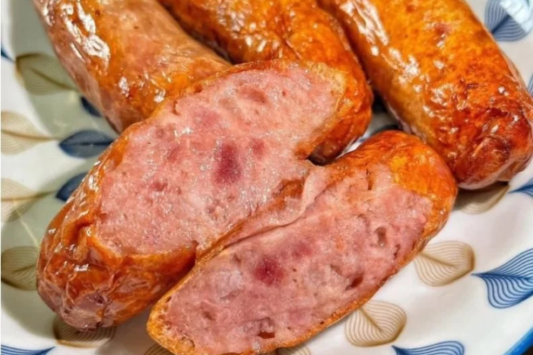 lạp xưởng nướng đá hình 3