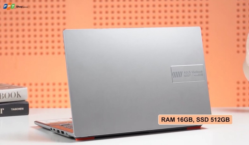 laptop AMD Ryzen 5 7520U - hình 3