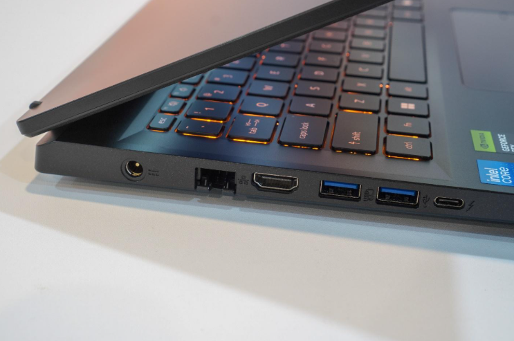 Laptop cần thay đổi như thế nào qua 4 năm đại học? - hình 4