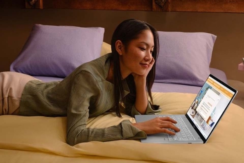 Laptop cho sinh viên ngành Ngôn ngữ Anh 2026 ảnh 8
