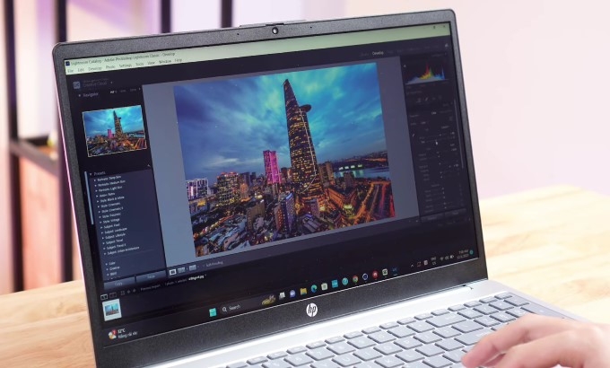 laptop Core i7 HP - hình 2