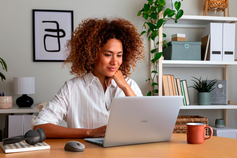 Laptop Dell dùng có tốt không 9