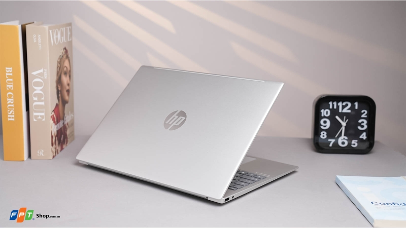 Laptop dùng được bao nhiêu năm 2