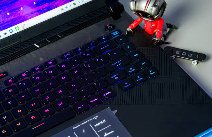 Laptop dùng được bao nhiêu năm 5