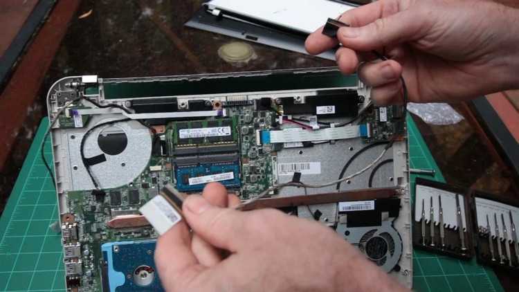 Laptop không vào được màn hình chính - ảnh 8
