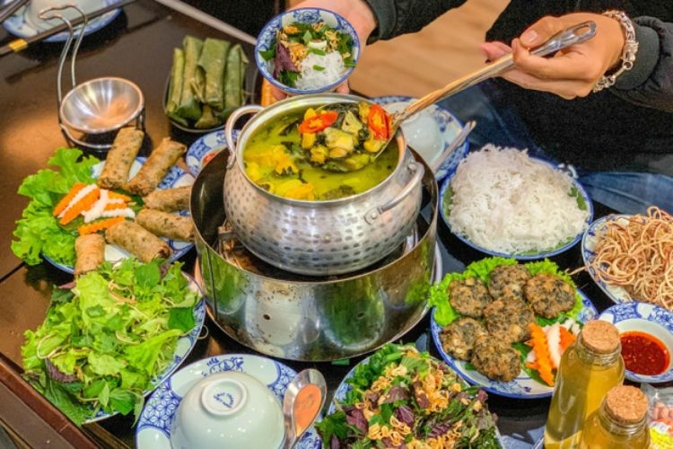 lẩu ốc chuối đậu 3