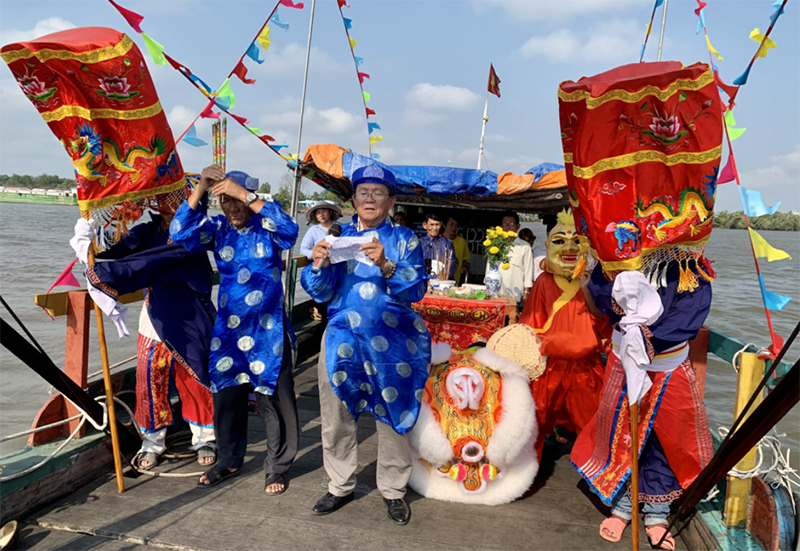 Lễ hội truyền thống ở Việt Nam (Hình 4)