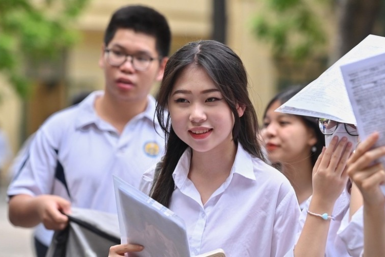 Lịch thi thử tốt nghiệp THPT 2025 tại TPHCM hình 3