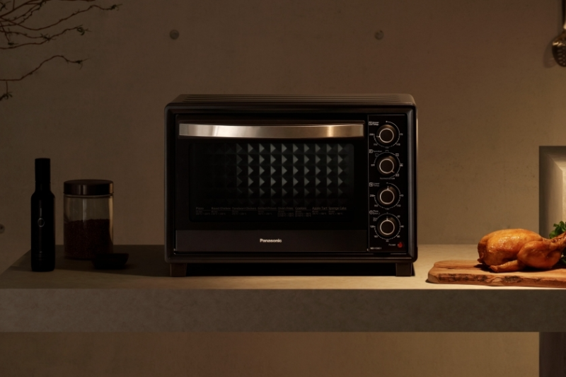 Lò nướng Panasonic NB-H3801KRA: Thiết kế sang trọng, đa chức năng, nướng chín đều hoàn hảo