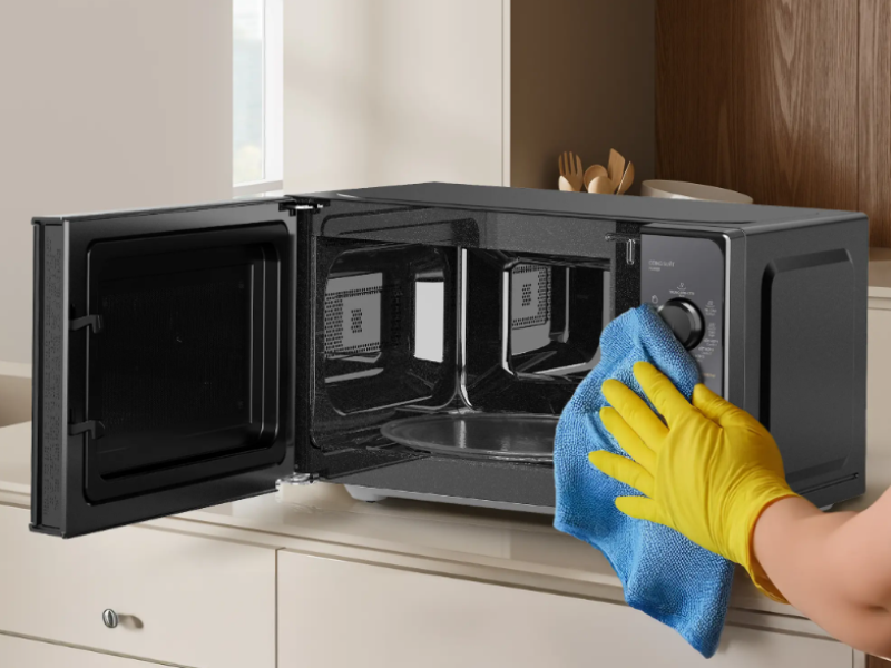 Khoang lò chống dính EaseMax, vệ sinh siêu dễ