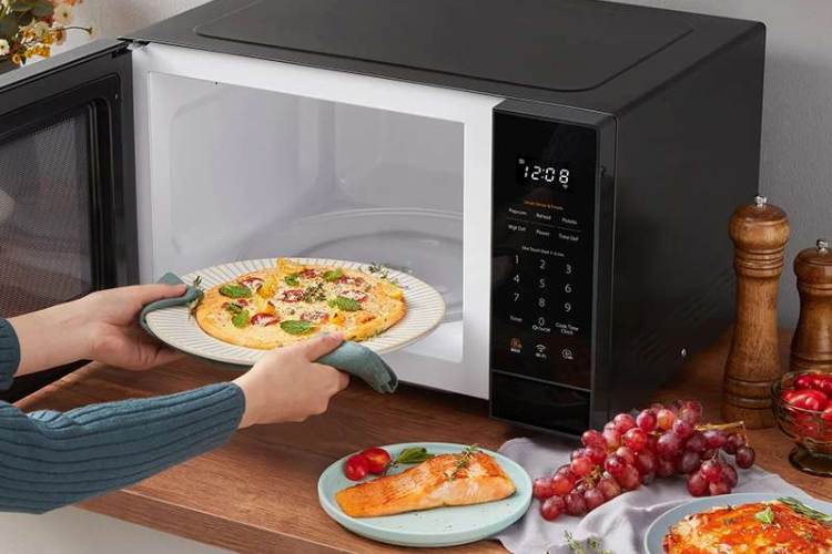 lò vi sóng đáng mua nhất 2026 3