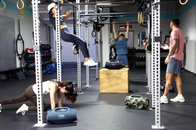 Loa Bluetooth JBL BOOMBOX 4 hai chế độ Bass Boost linh hoạt theo cảm xúc âm nhạc