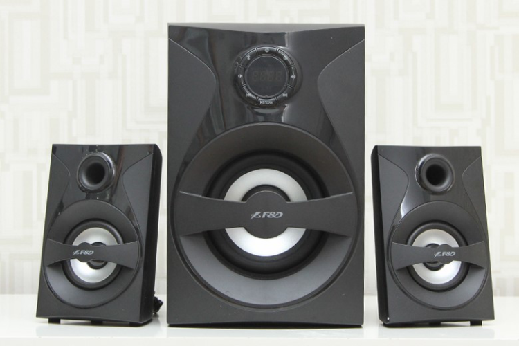 loa fenda cua nuoc nao san xuat 1