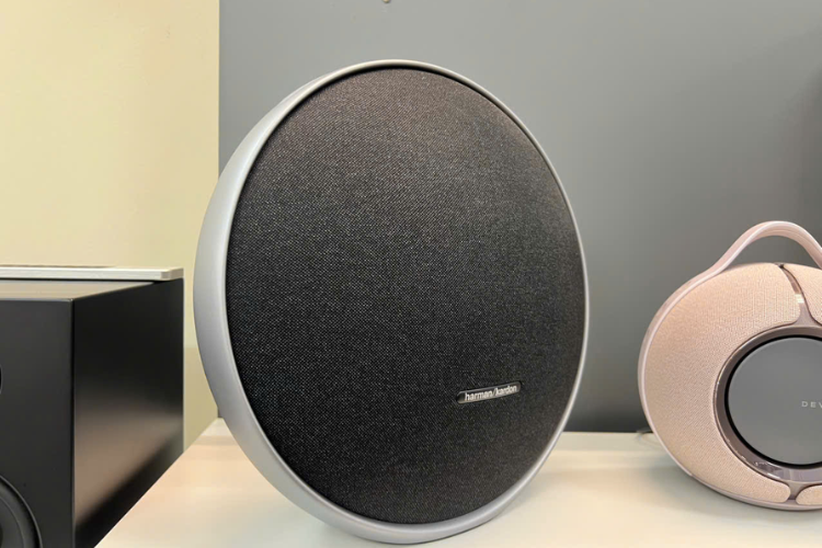 loa harman kardon của nước nào 2