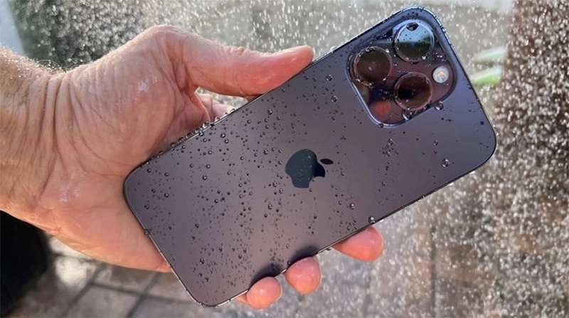 Loa iPhone 15 Pro Max bị nhỏ - hình 1