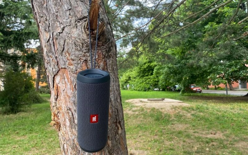 Có nên mua loa JBL Flip Essential 2