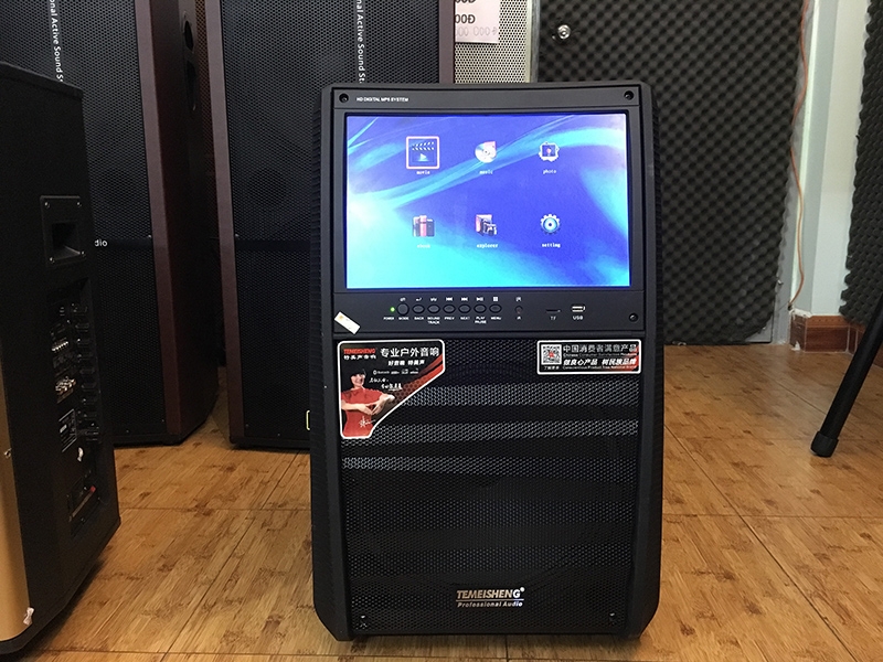 loa keo keo co man hinh cam ung