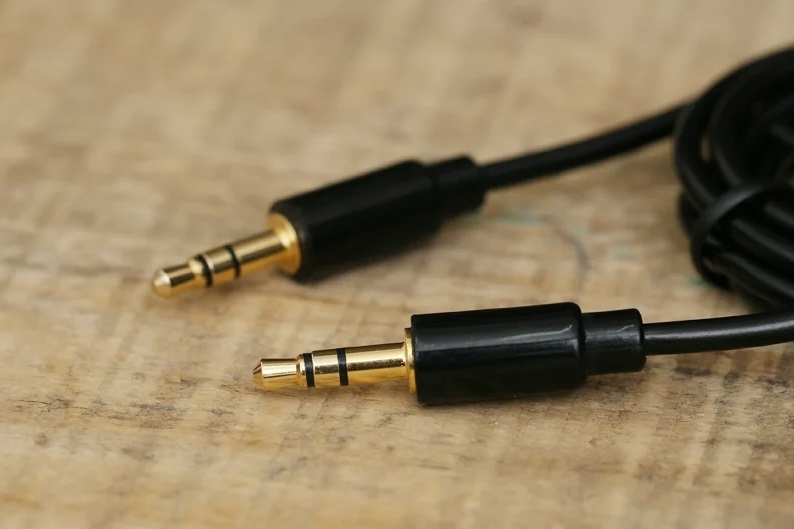 Dây kết nối phụ trợ